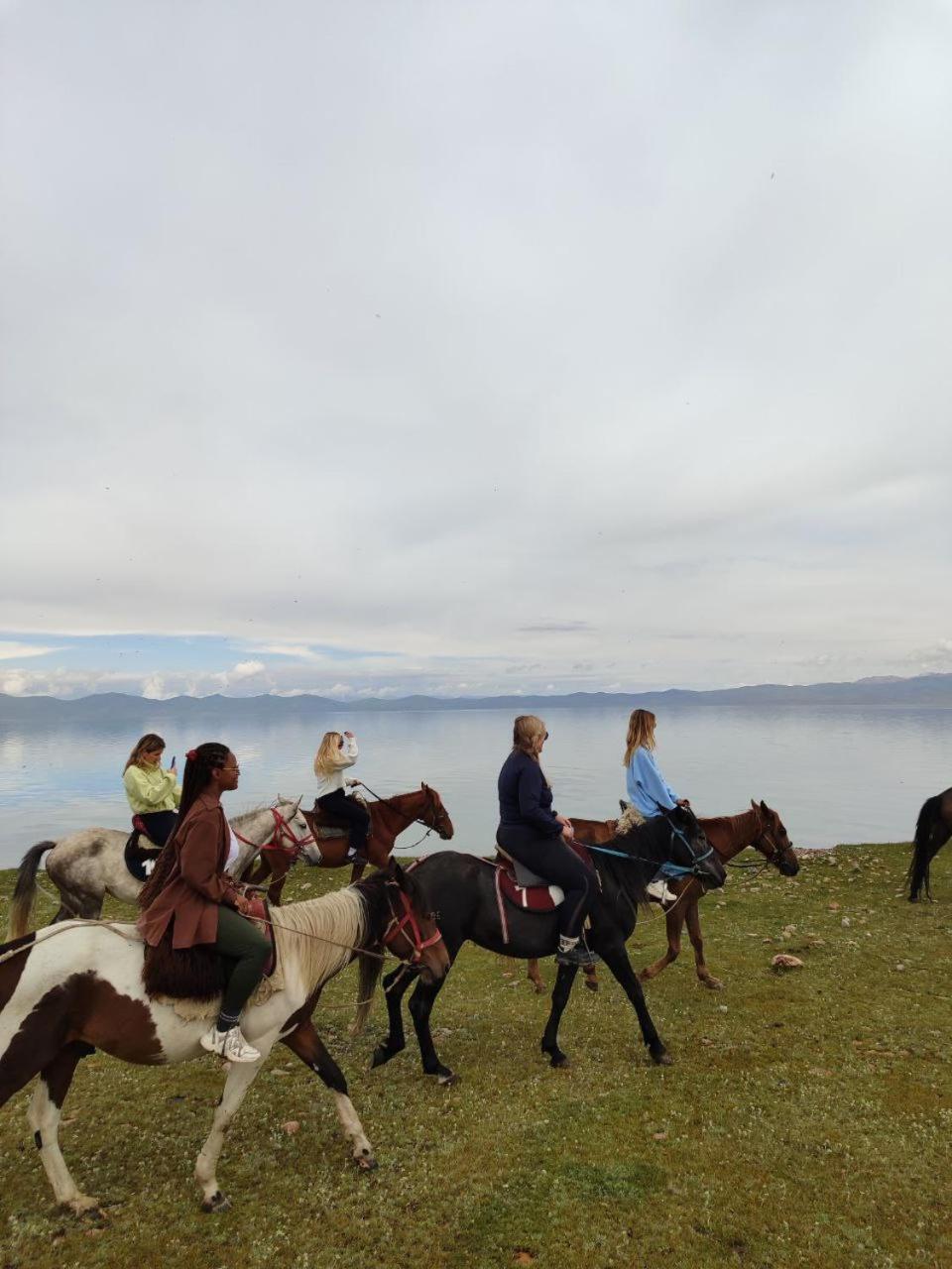 Zalkar Yurt Camp Otel Song-Kul Dış mekan fotoğraf