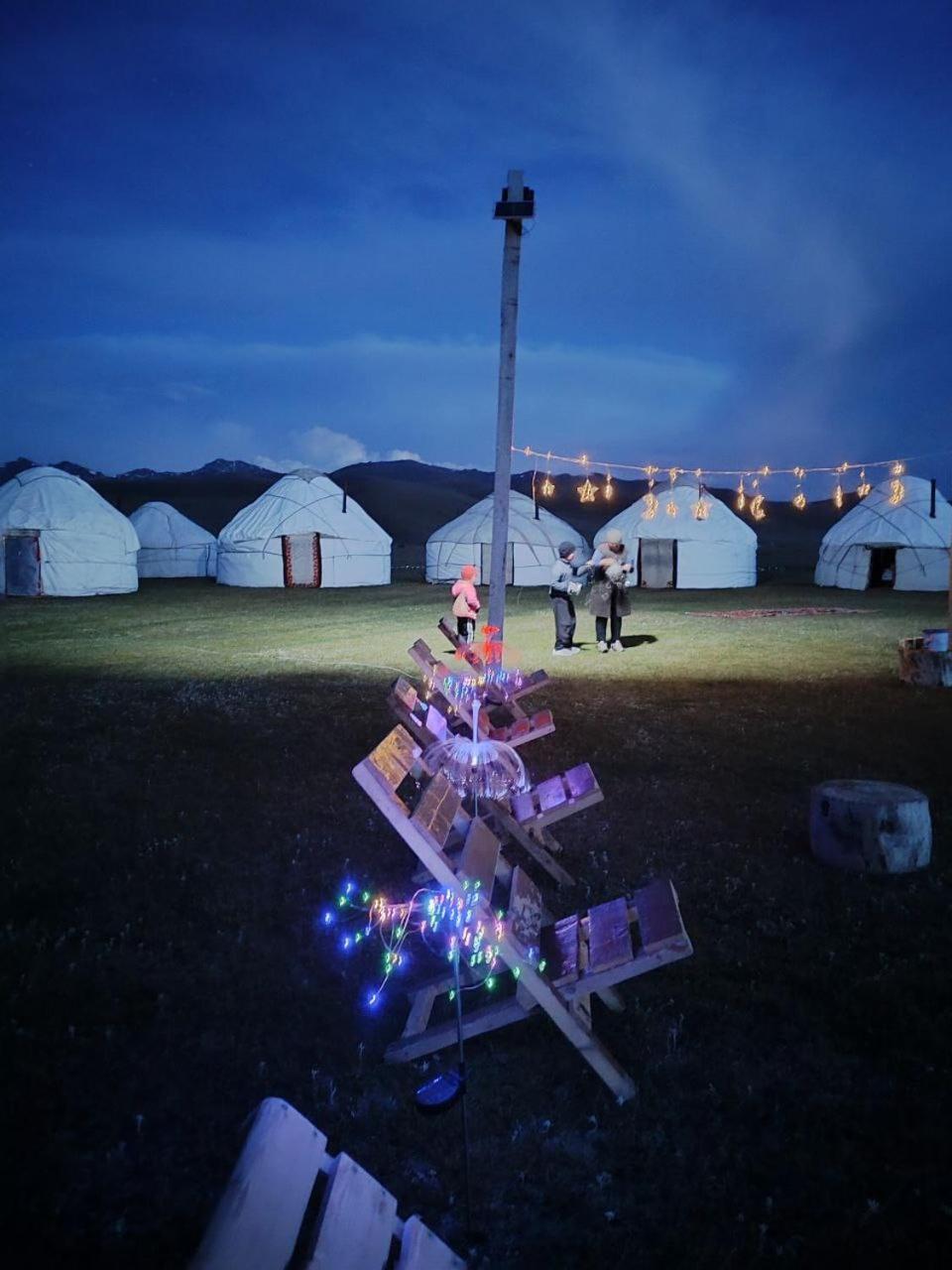 Zalkar Yurt Camp Otel Song-Kul Dış mekan fotoğraf